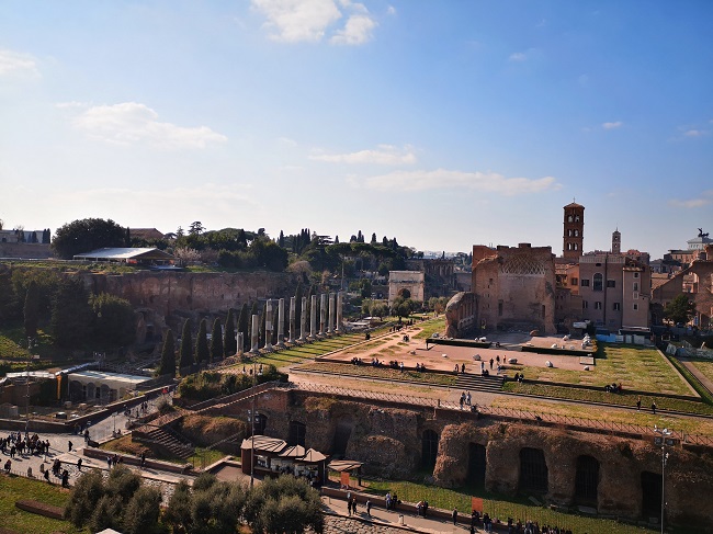 View over the temple of Venus and Via Sacra with columns from the Colosseum top floor