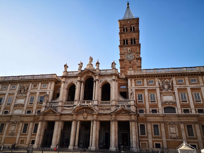 facade Santa Maria Maggiore church