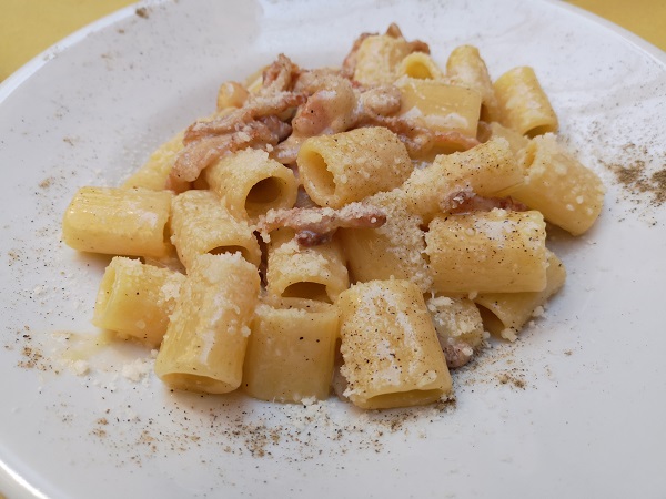 Plate of pasta alla gricia in Rome