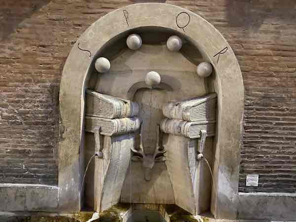 Rome fountain 'fontana dei libri'