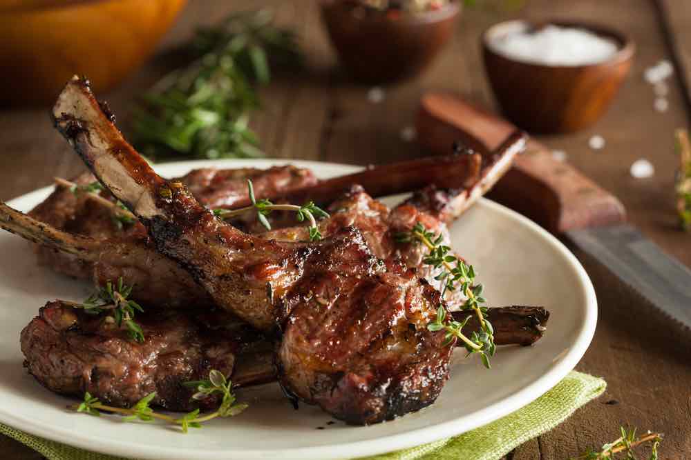 scottadito lamb chops (credit: Depositphotos)