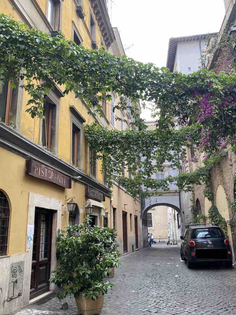 Visiting Trastevere: how to enjoy one of Rome's most scenic districts -  Mama Loves Rome