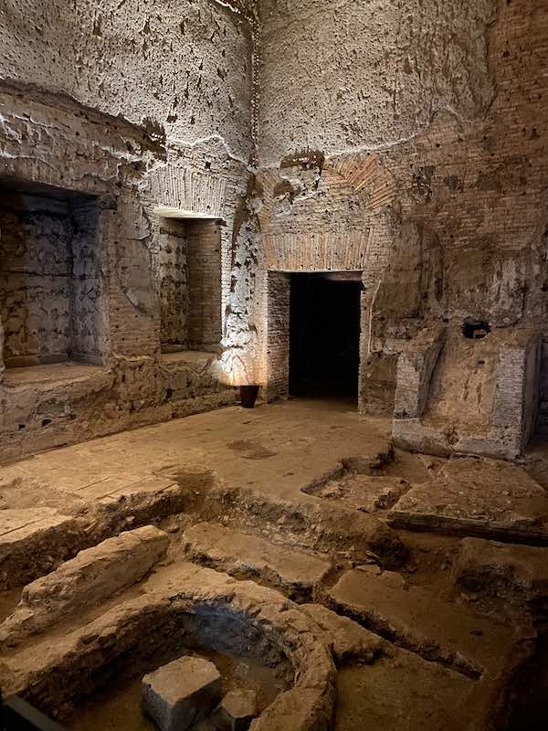 Domus Aurea room, deprived of its decor