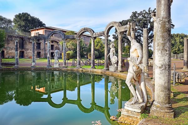 Detail of ancient pool in Villa Adriana, Tivoli, with ancient Roman statues