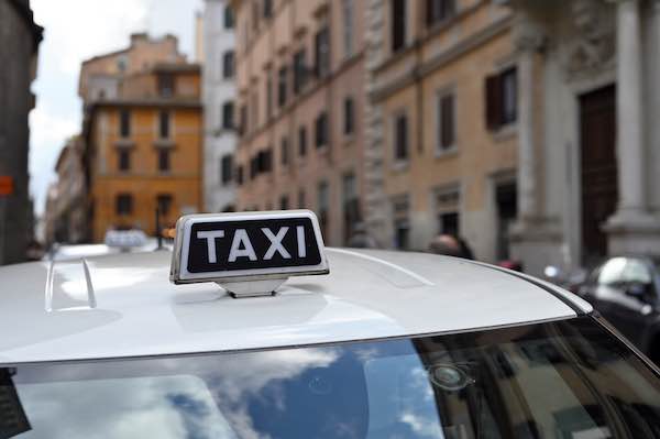 Taxi in Rome