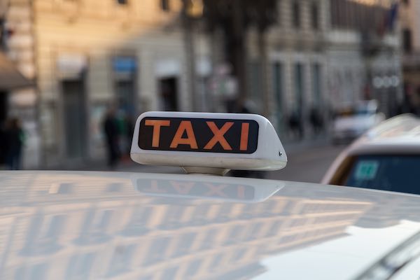 taxi in Rome