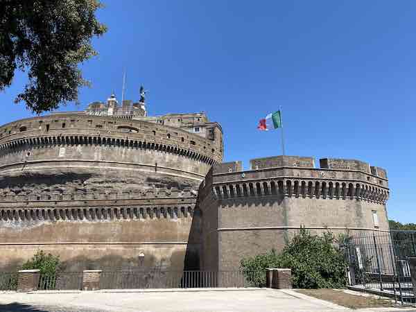 Castel Sant'Angelo in Rome: Rome Sant'Angelo Castle with italian flag on top