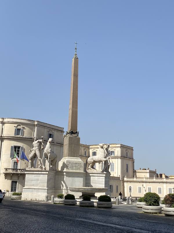 obelisco-quirinale.jpg