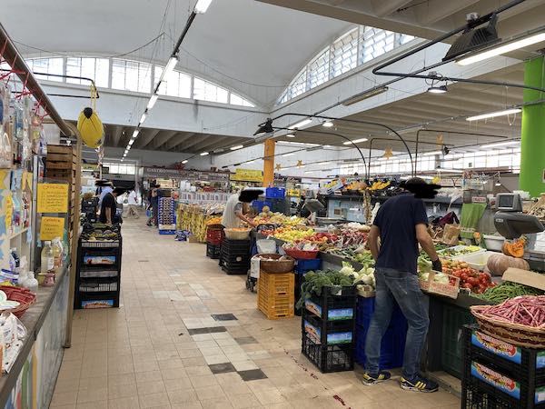 Mercato Ostiense, indoor market in Rome for grocery shopping