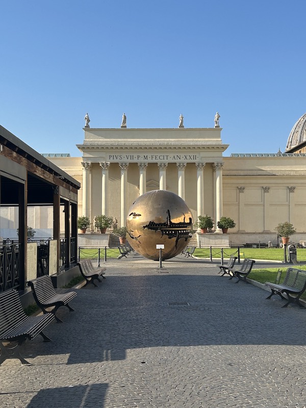 Vatican Museums pinecone courtyard 